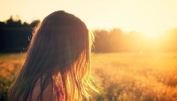 Учени откриха лечение със светлина за депресия Учени откриха лечение със светлина за депресия