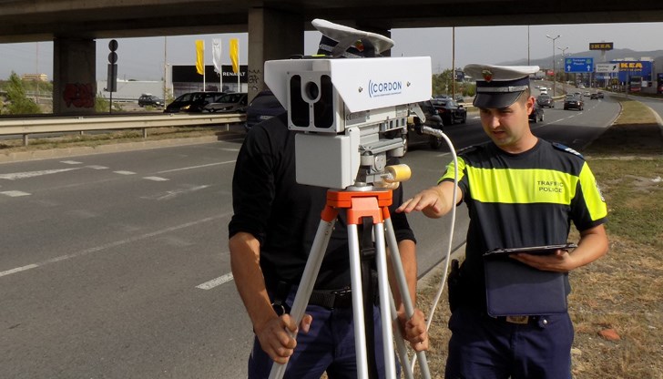 Добрата новина: Сигналът се лови лесно от радардетектори