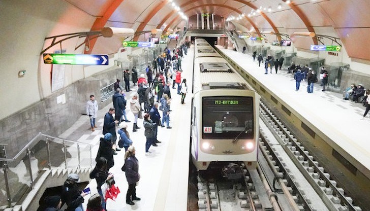 Заразените машинисти не са имали пряк контакт с пътниците в метрото Заразените машинисти не са имали пряк контакт с пътниците в метрото