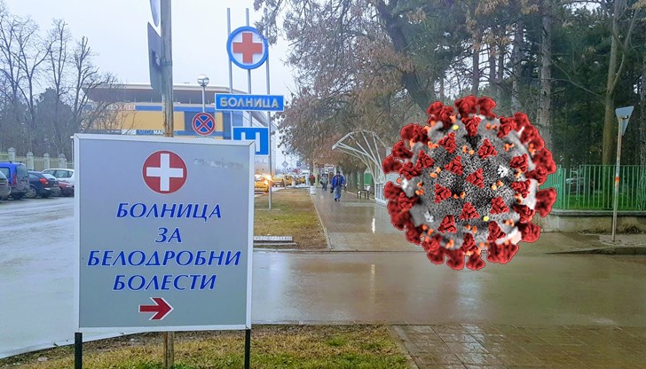 Последните 7-8 дни заболеваемостта нарасна. Нашата болница е малка. Работят 18 лекари и 30-ина медицински сестри Последните 7-8 дни заболеваемостта нарасна. Нашата болница е малка. Работят 18 лекари и 30-ина медицински сестри