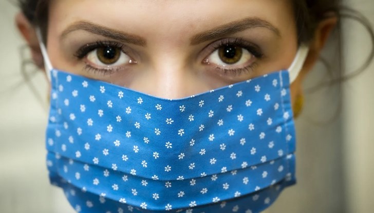 Дори в Китай, родината на този и почти всички последни опасни вируси, при 7000 изследвани заболели е установен само 1 заразен на открито