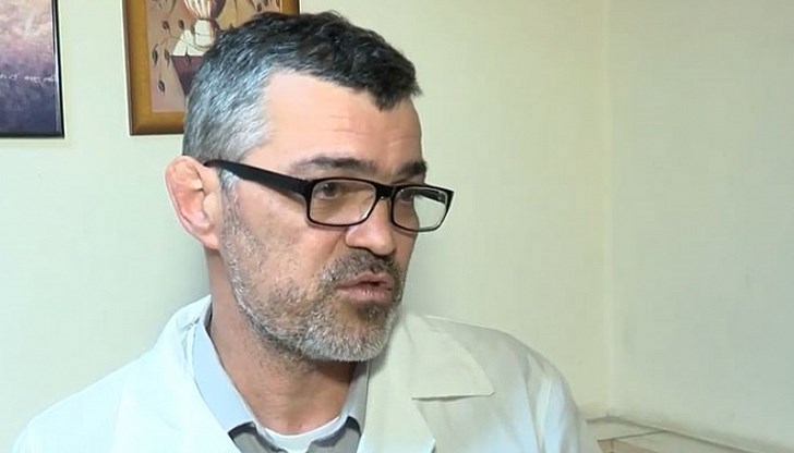 Д-р Тодоров: "Маската не може да ви предпази от коронавируса, защото порите им са няколко пъти по-големи от евентуалните заразни частици, които могат да изхвърчат от устата на някой"