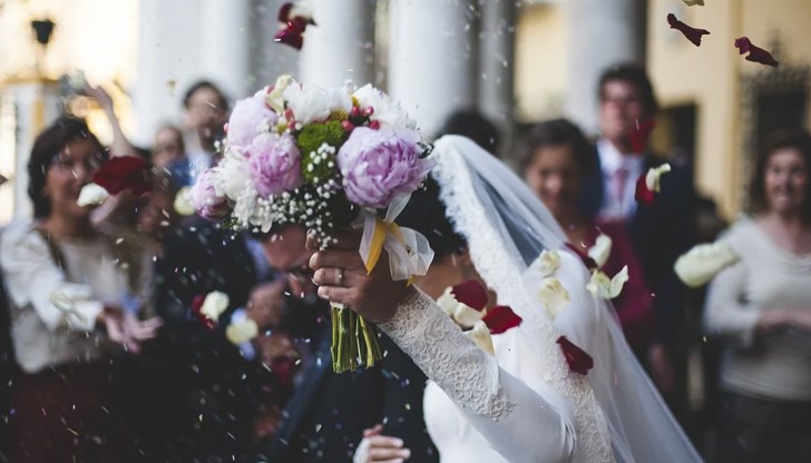 Регионалните мерки се отнасят предимно за общините, в които има сериозно увеличение на броя на заразените и в които здравната система започва да се задъхва