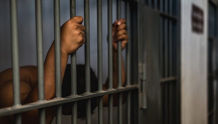 Гюрхан заяви, че разбира обвинението, съгласен е с условията на споразумението и последиците от него Гюрхан заяви, че разбира обвинението, съгласен е с условията на споразумението и последиците от него