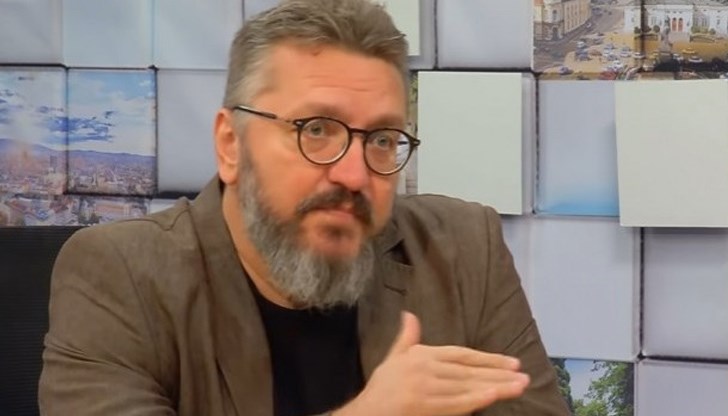 Според Карбовски българинът не живее, а оцелява Според Карбовски българинът не живее, а оцелява