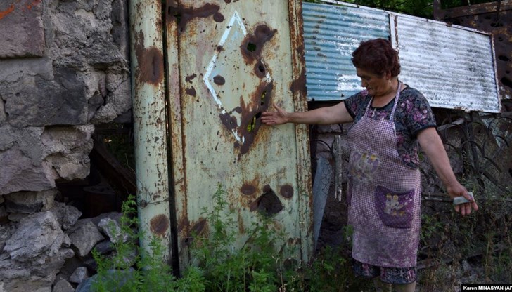 Марина Надирен: "Когато изпращах моя син в Нагорни Карабах, мълчахме. Мълчахме и си знаехме, че ако, не дай си Боже, нещо се случи с него, и на нас – родителите, ще ни се наложи да отидем след него“ Марина Надирен: "Когато изпращах моя син в Нагорни Карабах, мълчахме. Мълчахме и си знаехме, че ако, не дай си Боже, нещо се случи с него, и на нас – родителите, ще ни се наложи да отидем след него“