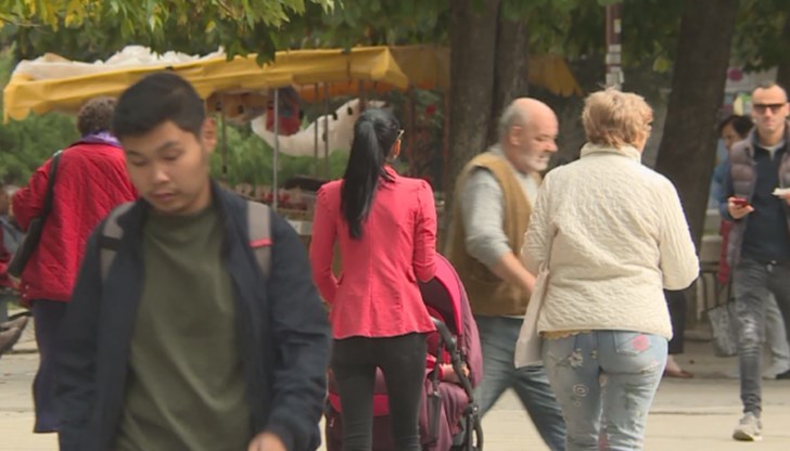 Организираните екскурзии не спират, и много туристи се възползват от хубавото време, въпреки големия брой заразени с COVID-19 Организираните екскурзии не спират, и много туристи се възползват от хубавото време, въпреки големия брой заразени с COVID-19