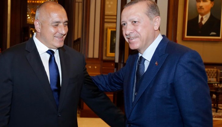 Проблемът с връщането на опоненти на режима на президента Реджеп Тайип Ердоган стана отново актуален след публикуването в германското издание “Шпигел” на статията “Как българският премиер стана прислуга на Ердоган” Проблемът с връщането на опоненти на режима на президента Реджеп Тайип Ердоган стана отново актуален след публикуването в германското издание “Шпигел” на статията “Как българският премиер стана прислуга на Ердоган”