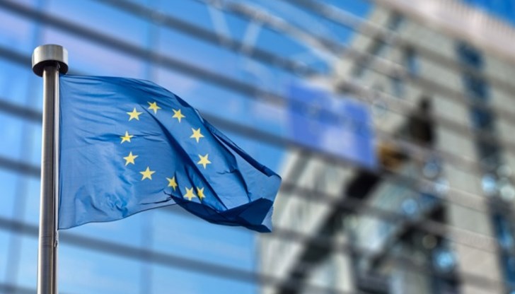 Мнозинството в Европейския парламент подкрепя въвеждането на нов постоянен механизъм за наблюдение на върховенството на закона в ЕС