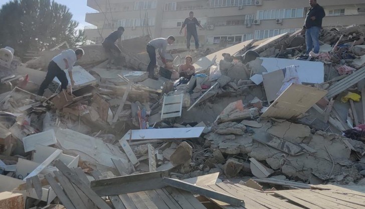 "Опасност за страната ни от това земетресение няма, защото сме достатъчно далече от епицентъра му", обясни доц. Петя Трифонова