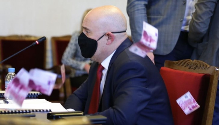 Няма как да имам доверие на една служба, където един висш офицер е част от организирана престъпна група за поръчкови убийства