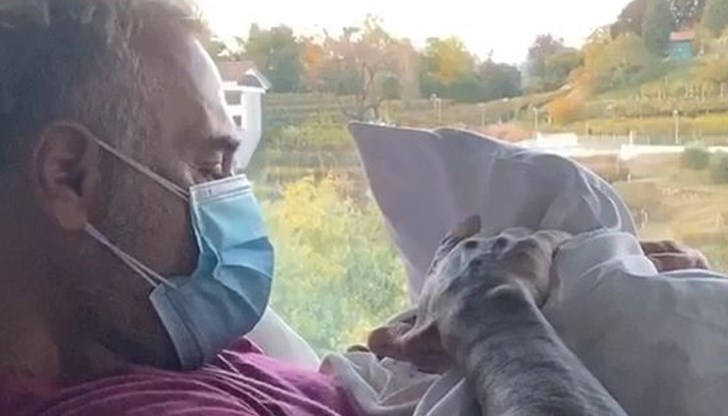 52-годишният бизнесмен и 25-годишната му приятелка посрещнаха първата си рожба преди броени дни