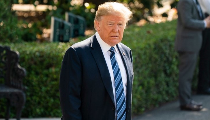 Днес или утре ще станат готови резултатите от тестовете за коронавирус на Тръмп и неговата съпруга Мелания Днес или утре ще станат готови резултатите от тестовете за коронавирус на Тръмп и неговата съпруга Мелания