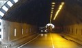 Работник падна от височина в тунел "Железница"