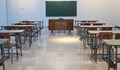 Очаква се да затворят и началните училища в Гърция