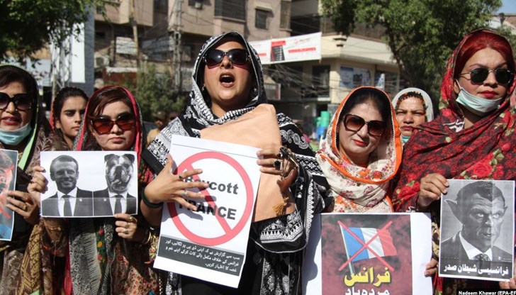 Колониалната политика на Франция, започнала от 16 в. и продължила до втората половина на 20 в., превръща страната в дом за над 5.5 млн. мюсюлмани – най-много сред всички останали в Европа. Те представляват повече от 8% от 67-милионното население на втората най-многобройна нация в рамките на ЕС