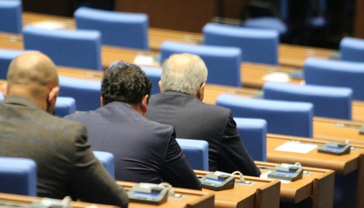 След тридневен маратон депутатите приеха окончателно Закона за държавния бюджет за 2021 г.