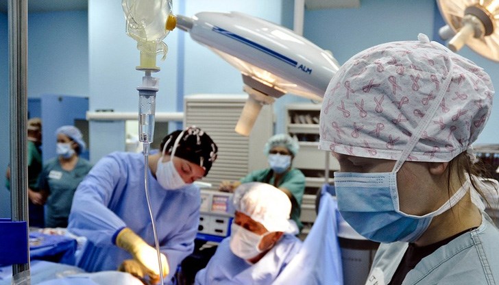 Но хората, които не спазват мерките ли са проблемът? Но хората, които не спазват мерките ли са проблемът?