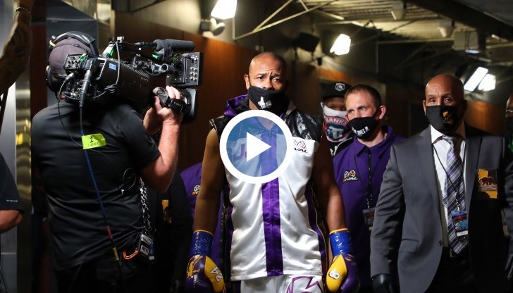 Майк е страхотен, всички обичат Майк и аз го обичам също, добави Рой