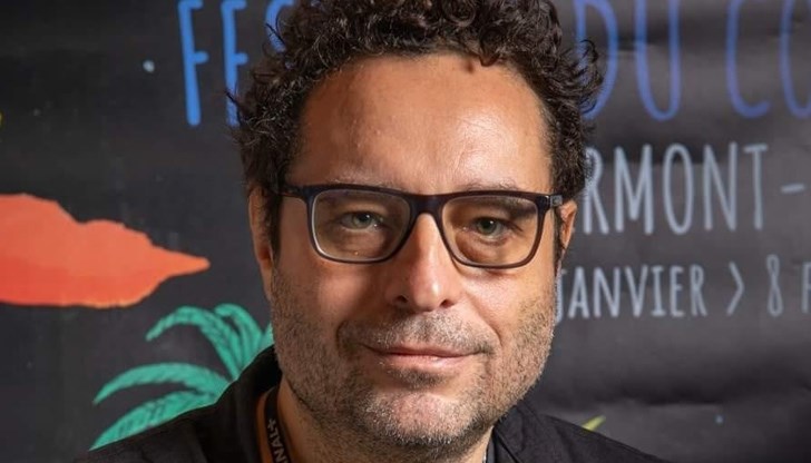 "Ако заведенията и баровете бяха останали отворени, Коледа и Януари щеше да е мор", пише Ушев "Ако заведенията и баровете бяха останали отворени, Коледа и Януари щеше да е мор", пише Ушев