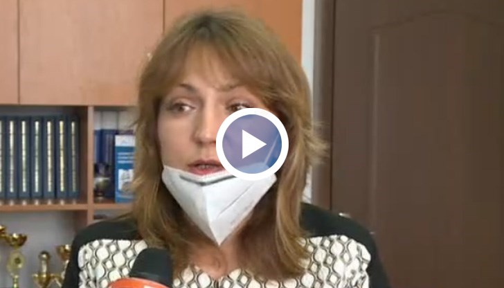 Хората се притесняват, че обикаляйки по домовете, има вероятност да се заразят с коронавирус