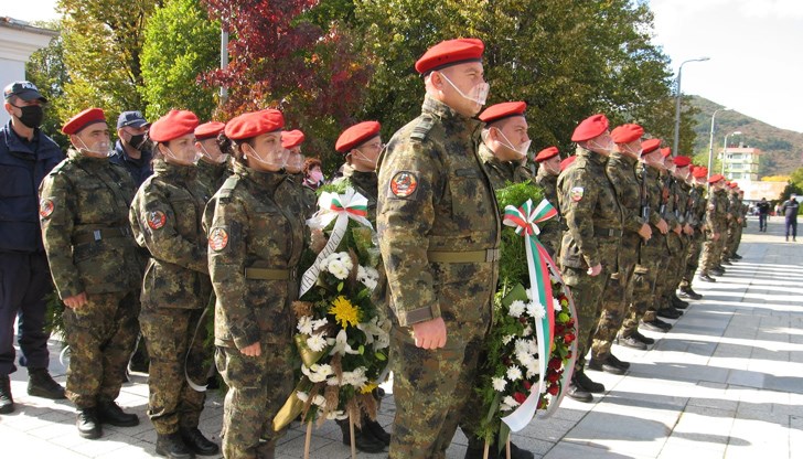 Сухопътните войски на Република България са основният вид въоръжени сили в Българската армия