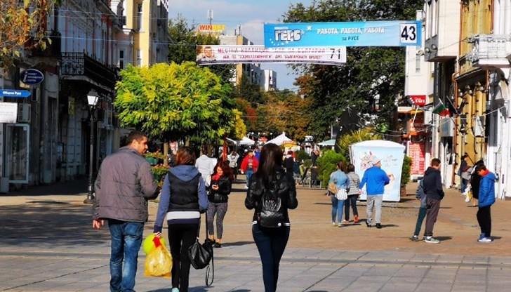 Мнозинството вярва, че нищо няма да се промени, независимо кой е на власт Мнозинството вярва, че нищо няма да се промени, независимо кой е на власт