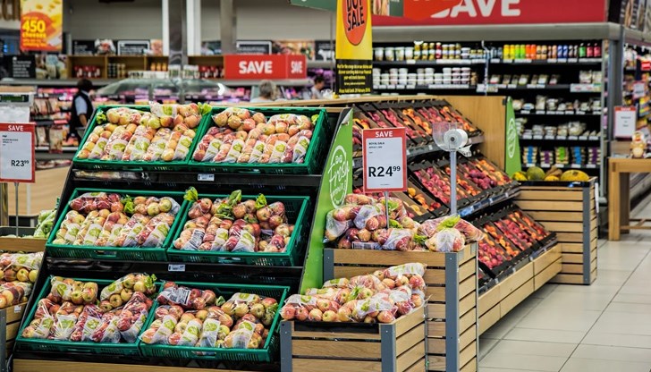 Супермаркетите са мястото, където англичаните се заразяват най-често с новия коронавирус, сочи доклад, разпространен от британската Национална статистическа служба Супермаркетите са мястото, където англичаните се заразяват най-често с новия коронавирус, сочи доклад, разпространен от британската Национална статистическа служба