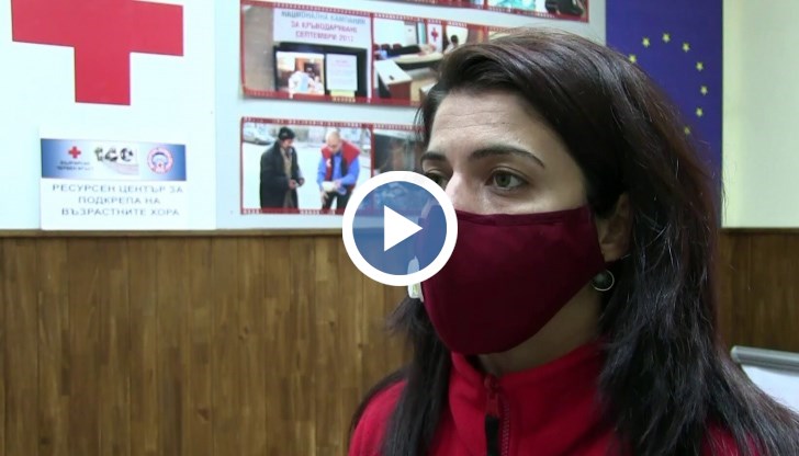 Предстои мобилни екипи на Червения кръст да направят обход на местата, където се събират бездомни хора, за да ги уведомят за началото на Кризисната трапезария