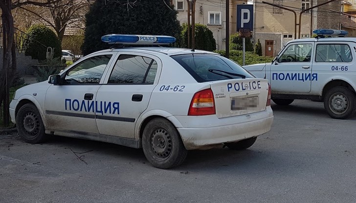 Полицаи задържаха за по-малко от два часа криминално проявената жена Полицаи задържаха за по-малко от два часа криминално проявената жена