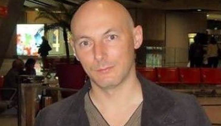 "Франкфуртер Алгемайне Цайтунг" - тази медия и конкретно този журналист са се доказали като удобни рупори (близки до меркеловите кръгове) "Франкфуртер Алгемайне Цайтунг" - тази медия и конкретно този журналист са се доказали като удобни рупори (близки до меркеловите кръгове)