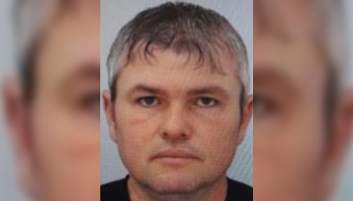 Мъжът е открит в колата си Мъжът е открит в колата си