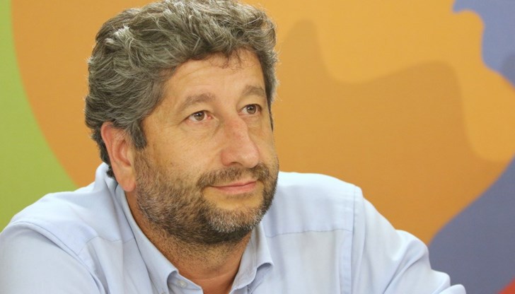 Христо Иванов акцентира върху ролята на застъпниците и призова желаещите да станат доброволци да се регистрират