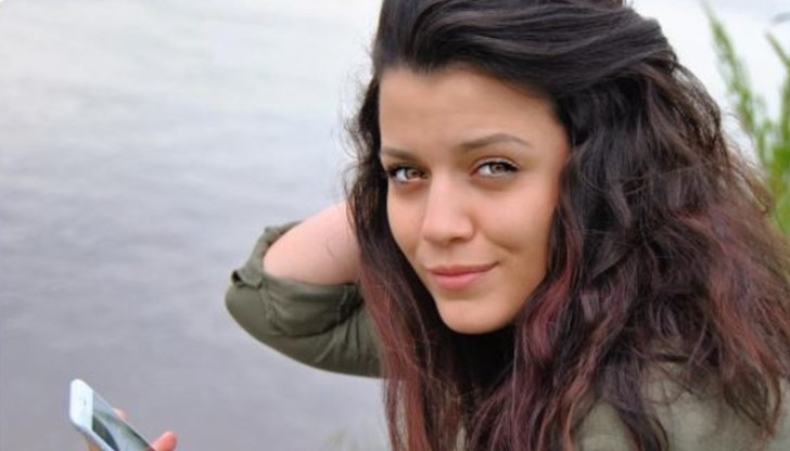 Красивата Ралица споделя, че е чест за нея да попадне в престижната класация