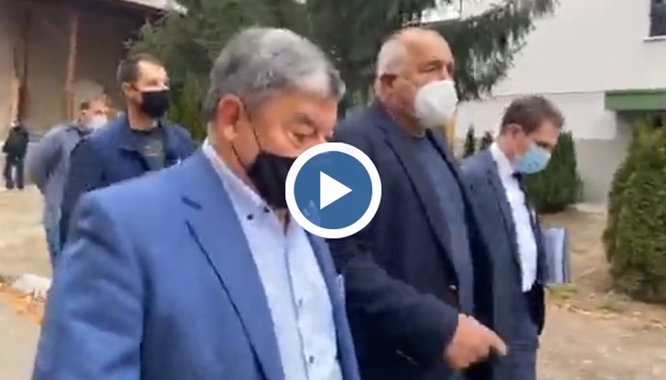 Важно е да работят хората, заяви Борисов