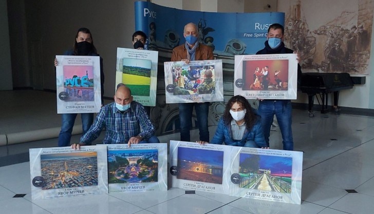 Отличените фотографи получиха специални грамоти и парични награди Отличените фотографи получиха специални грамоти и парични награди