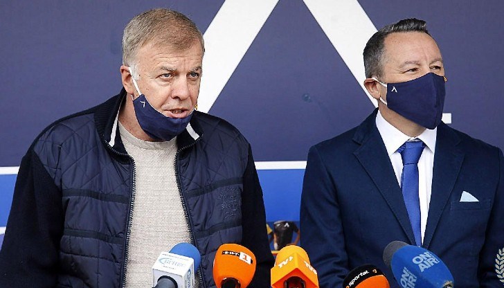 16 футболисти са под карантина, срещата с ЦСКА се отлага