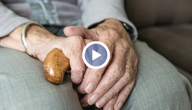 Според дъщерята заразата е внесена от персонала на социалния дом, а поста в социалните мрежи е за да се даде гласност на проблема