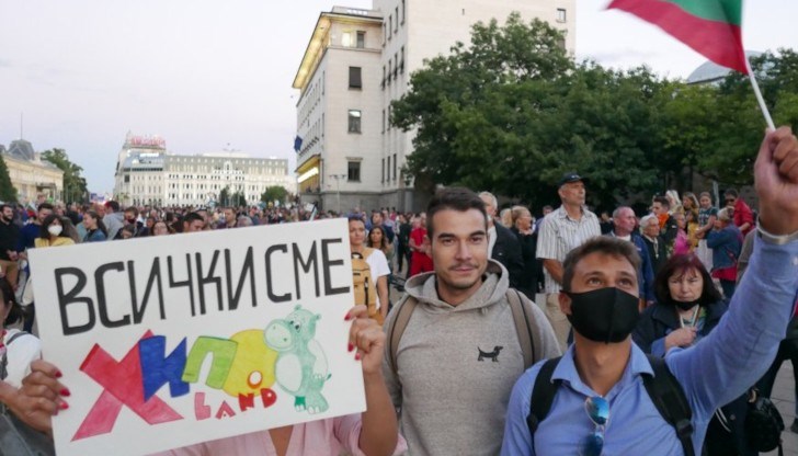 Заради случаи като този много анализатори наричат държавните институции "бухалки" за наказване на критично настроените към властта