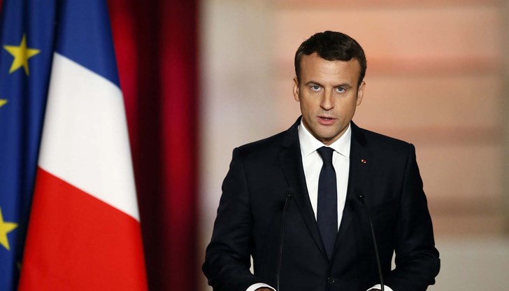 Очаква се френският президент да обяви преработване на заповедите за затваряне на страната в телевизионна реч тази вечер