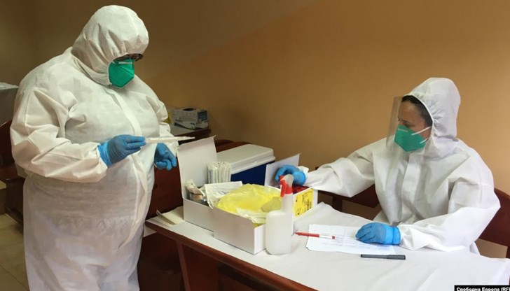 През август журналистът Генка Шикерова работи като доброволец в РЗИ-София През август журналистът Генка Шикерова работи като доброволец в РЗИ-София