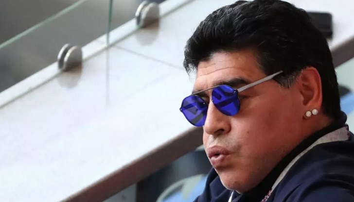 Вчера легендарният аржентински футболист бе приет в болница с инсулт