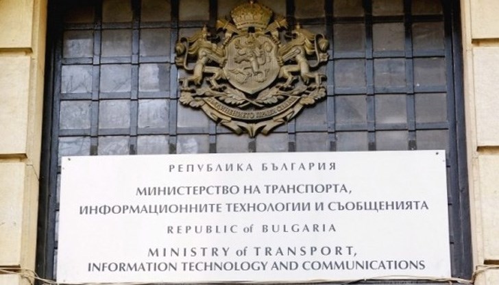 Дилян Саманджиев обаче не е доволен от отговора на питането си