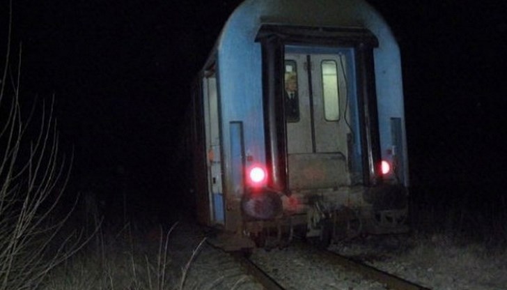 Пътниците от влака са свалени малко след гара „Метал“