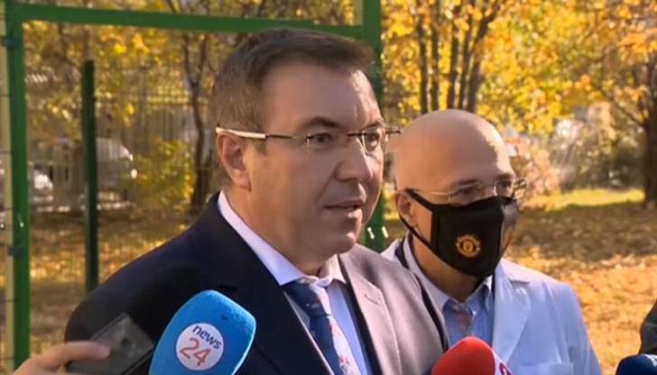 "Препоръчвам на гражданите да не правят тестове в състояние при липса на симптоми", апелира министърът "Препоръчвам на гражданите да не правят тестове в състояние при липса на симптоми", апелира министърът