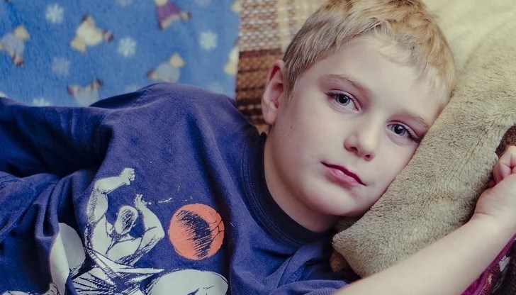 Вирусът по-леко се проявява при децата, но те са основните разпространители Вирусът по-леко се проявява при децата, но те са основните разпространители