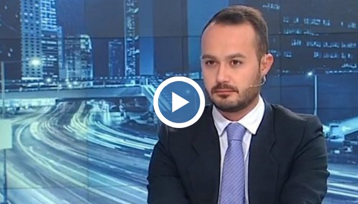 Велков посочи, че над 80% от интубираните умират и добави, че в България липсва качествена информация