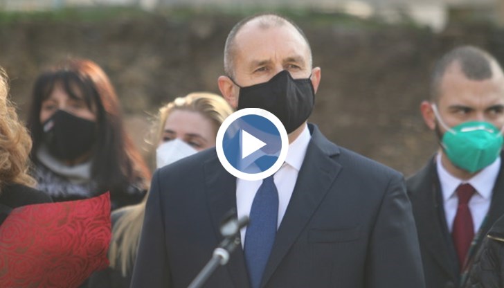 10 години лекари и медицински сестри напускат страната, НЗОК се източва, нула реформи, закриват се общински болници, а сега кабинетът се опитва да внуши, че виновни са болните