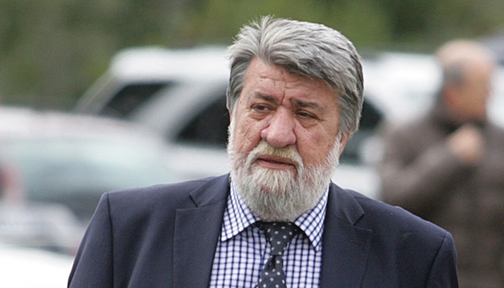 Светият отец изразява своята благодарност за получена книга от председателят на Комисията по култура и медии в Народното събрание Светият отец изразява своята благодарност за получена книга от председателят на Комисията по култура и медии в Народното събрание