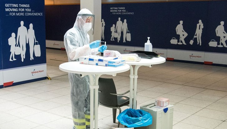 От петък британското правителство стартира програма за масово тестване за Covid-19 в Ливърпул От петък британското правителство стартира програма за масово тестване за Covid-19 в Ливърпул